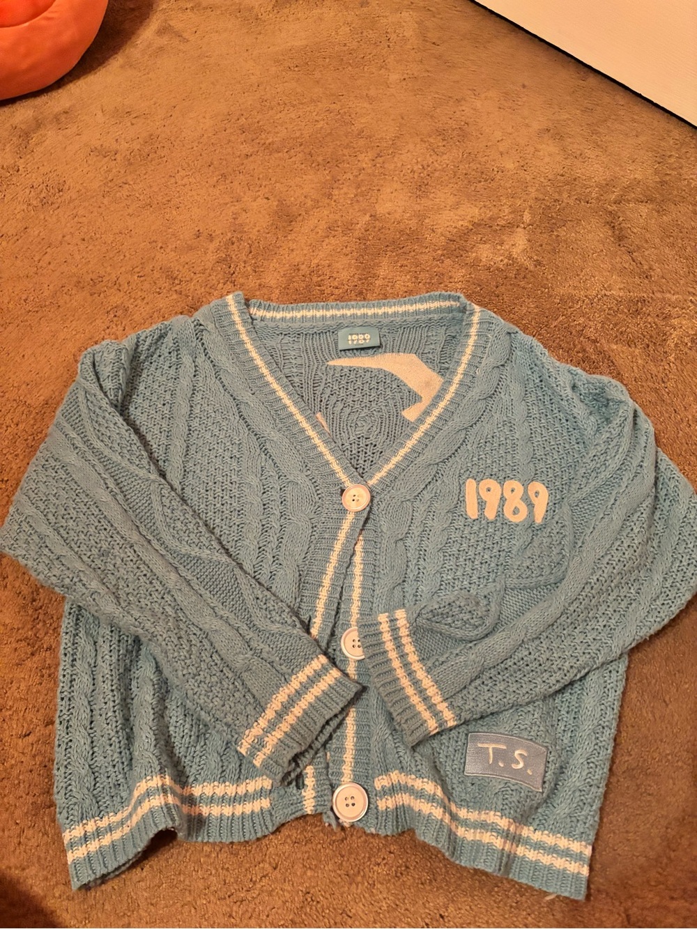 Taylor Swift 1989 cardigan
